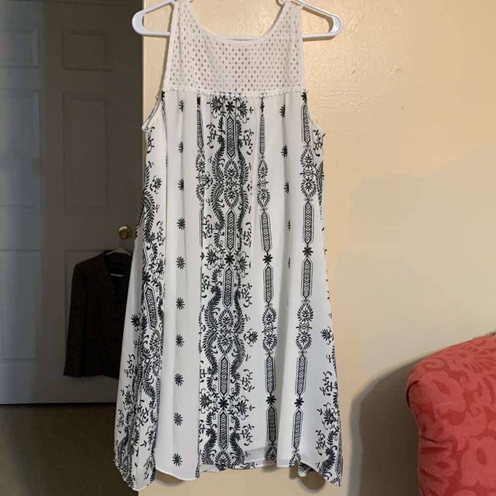 Studio One size 10 Dark Blue and white dress